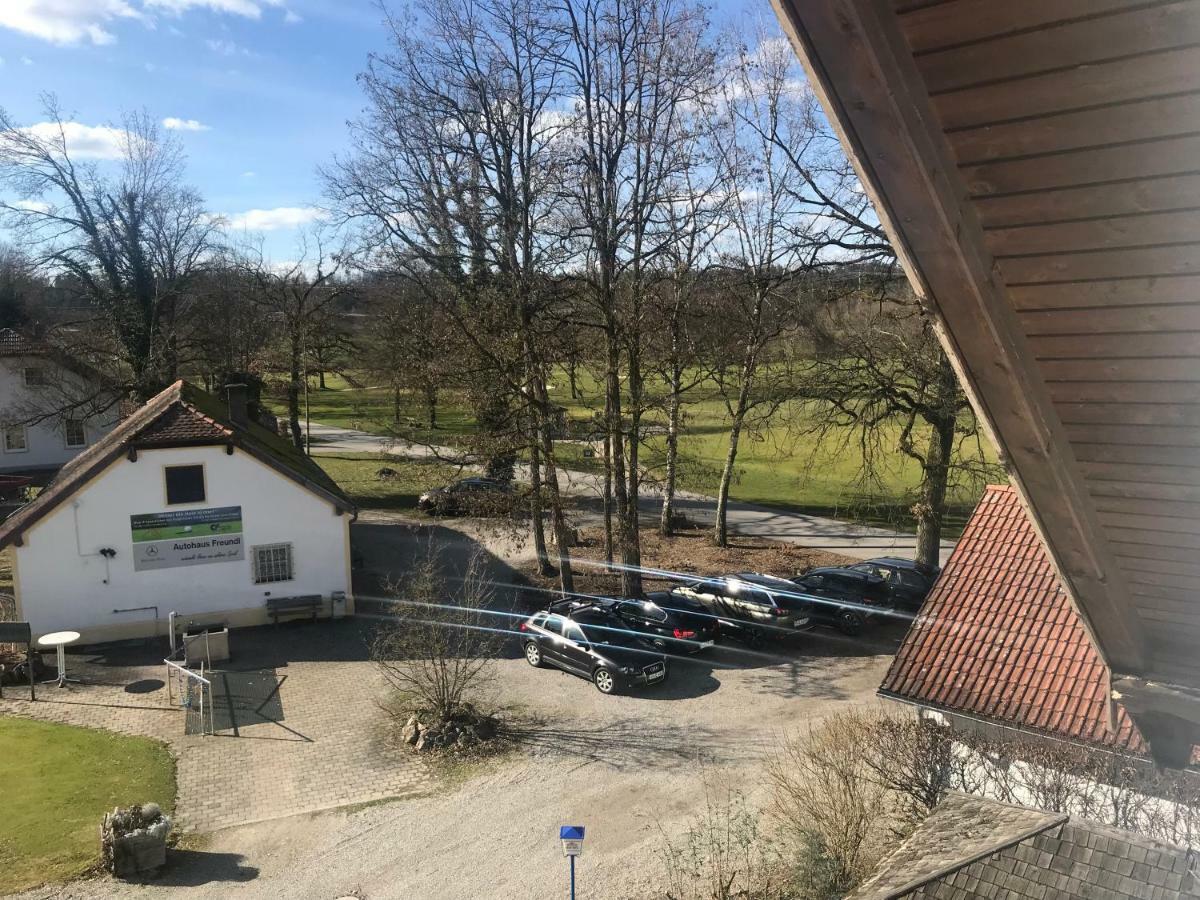 Il Castello Hotell Haiming Eksteriør bilde