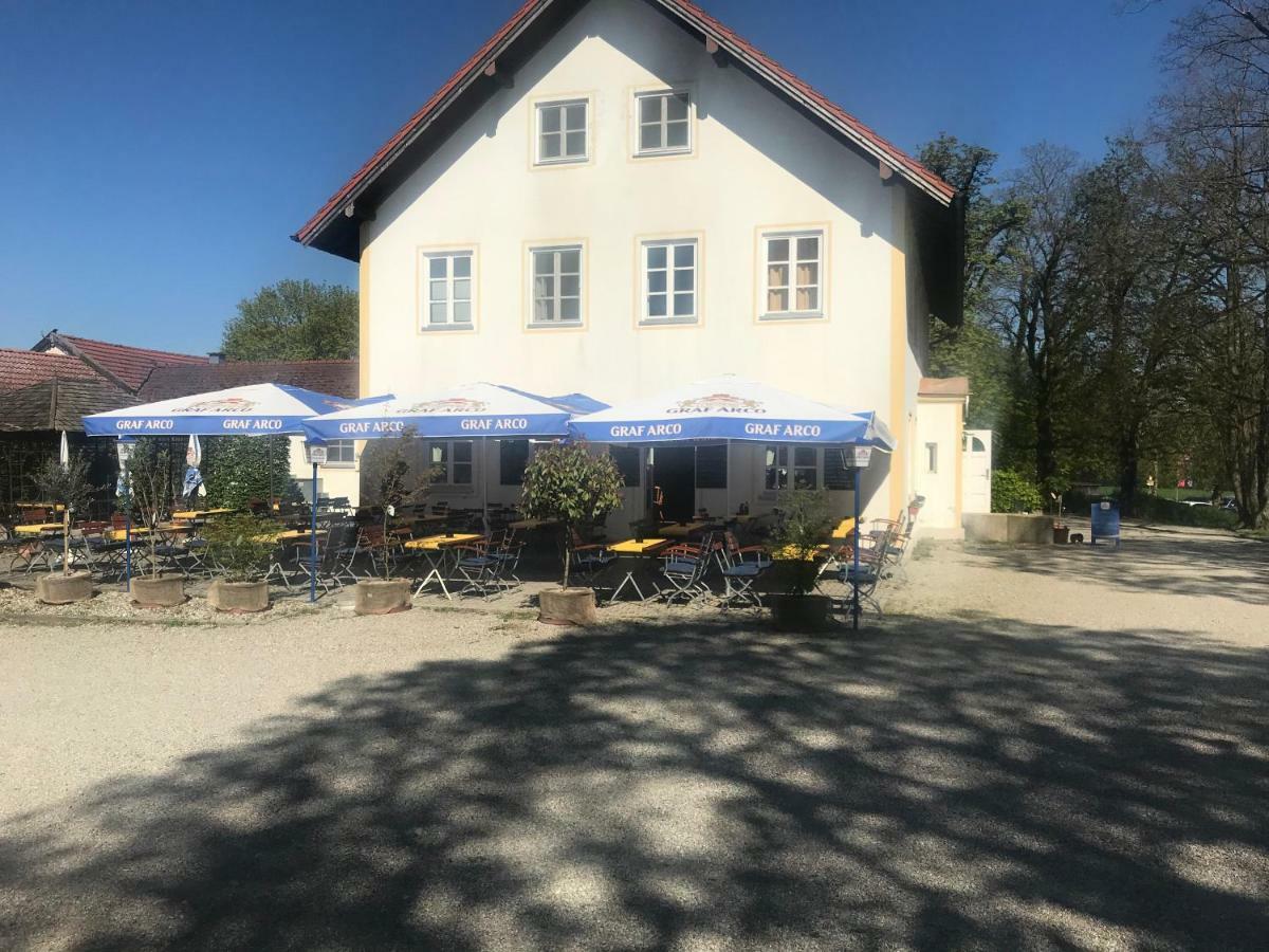 Il Castello Hotell Haiming Eksteriør bilde